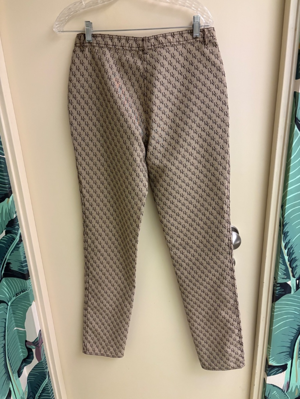 Bottega Veneta tan, brown logo straight leg pants. - Picture 9 of 14